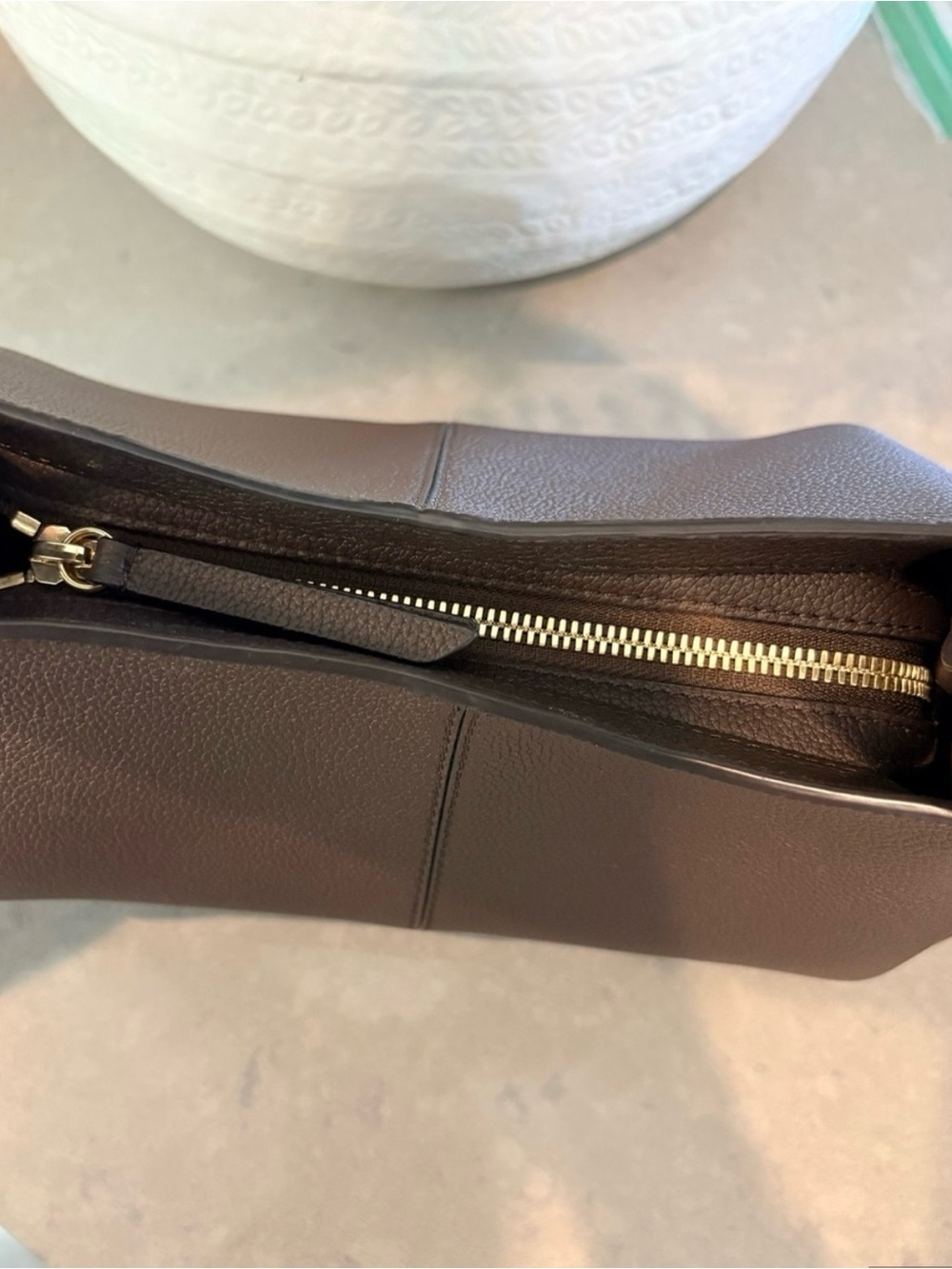 Authentic Polene Neuf East West Shoulder Bag in Ebony - Picture 5 of 8